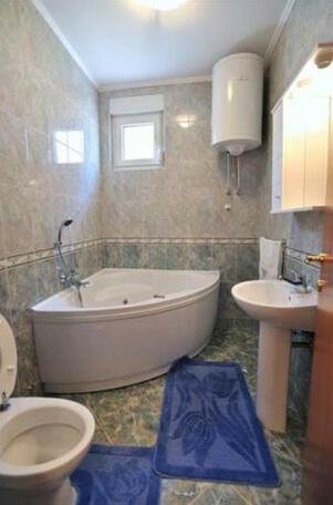 Villa La Riva - Photo4