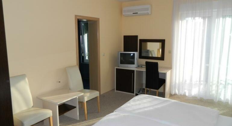 Villa Park Mostar - Photo4