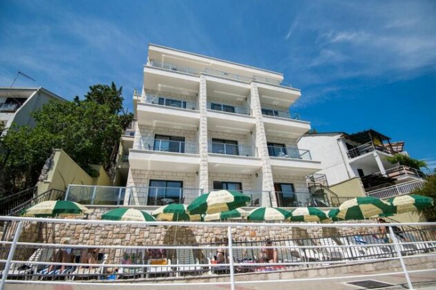 Apartments Villa Luce Neum