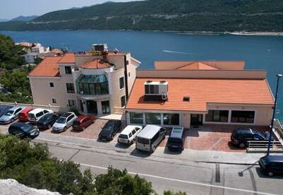 Hotel Adria - Photo2