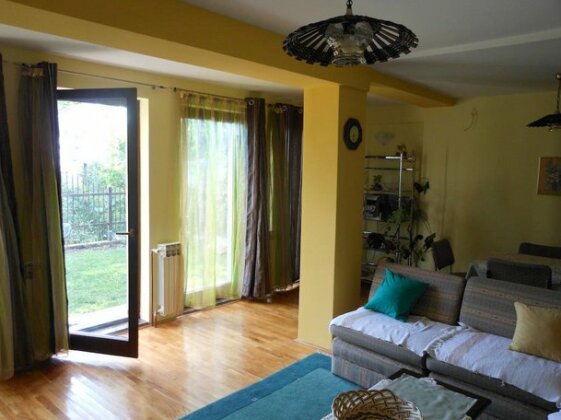Apartments Edina City Center - Photo4