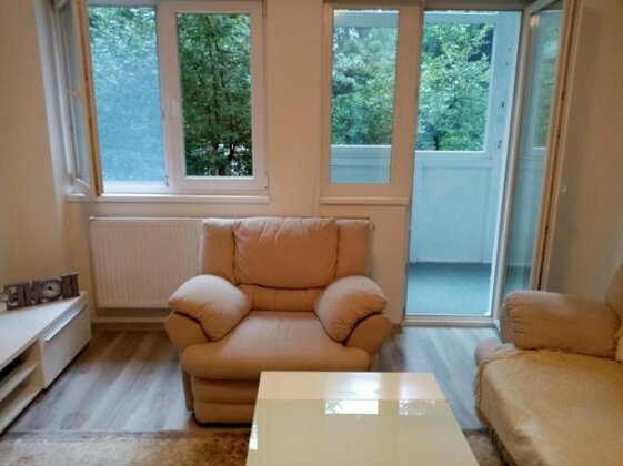 Azra Sarajevo - Photo3