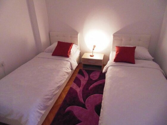 Ferhadija Apartment - Photo3
