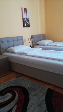 Ferhadija Apartment - Photo4