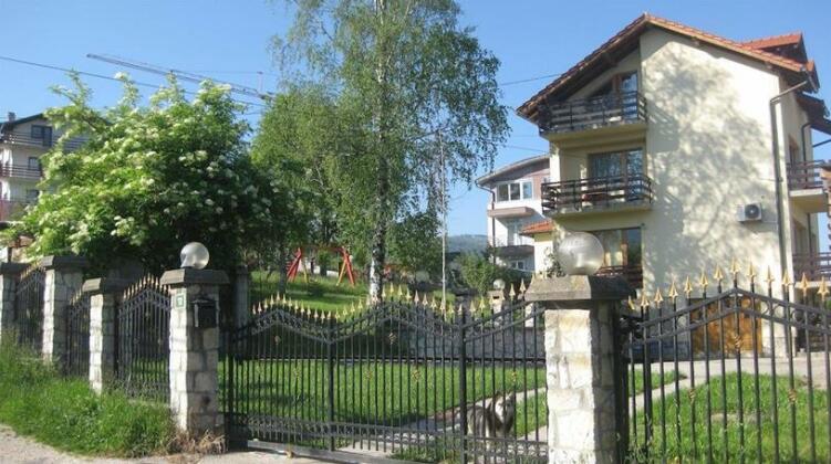 Guest House Ema - Photo2