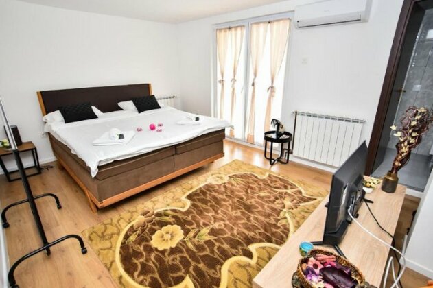 Hany Villa - Photo2