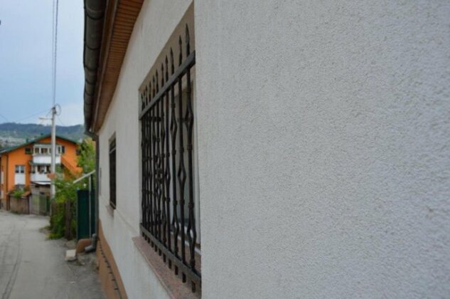 Holiday Home Oasis Sarajevo - Photo2