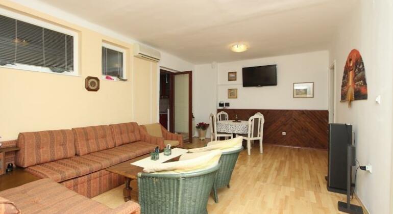 Hostel Lucky - Photo5