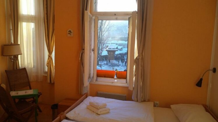 Hostel Pigeon Square - Photo4