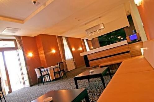 Hotel Crystal Sarajevo - Photo3