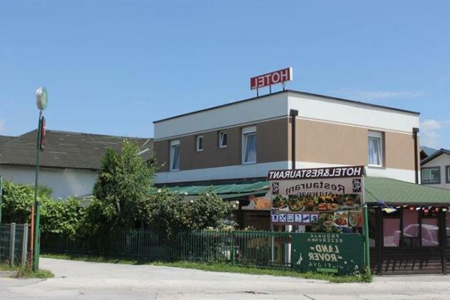 Photo 4