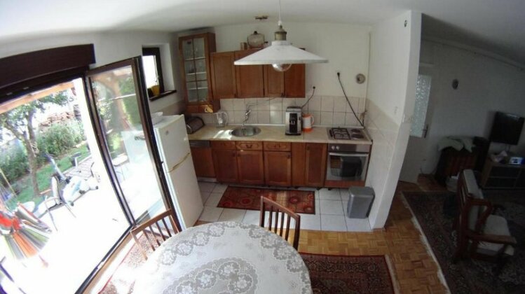 Ilidza Holiday Home - Photo4