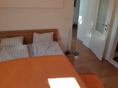 Main Street Apartment Sarajevo - Photo3