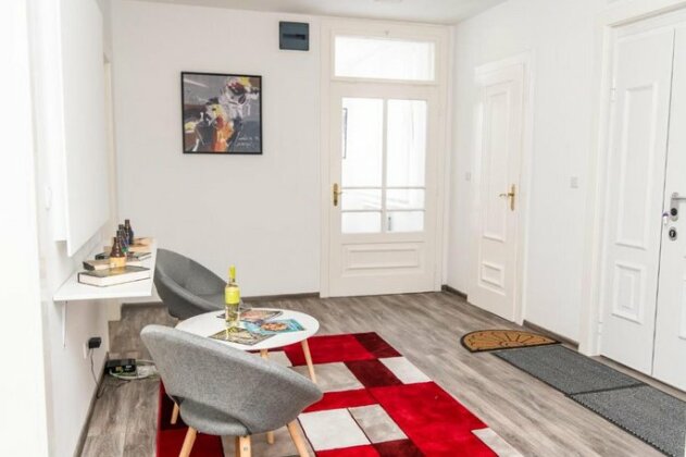 Modern Apartment in the Heart of the City Center - Photo5