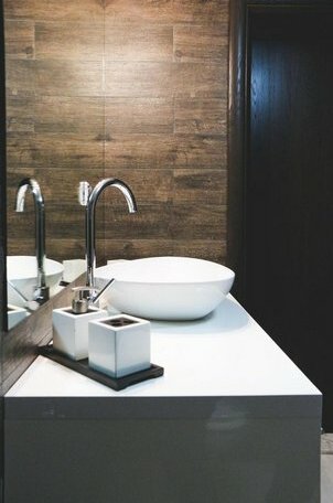 Old Corner Apartments - Photo3