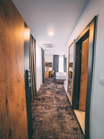 Orange Hotel Sarajevo - Photo4