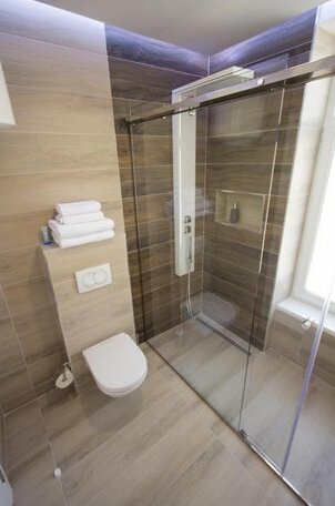 Riverside Residence Sarajevo - Photo4