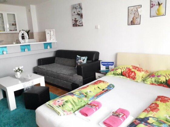 Stan na dan-Apartman Dejana - Photo3