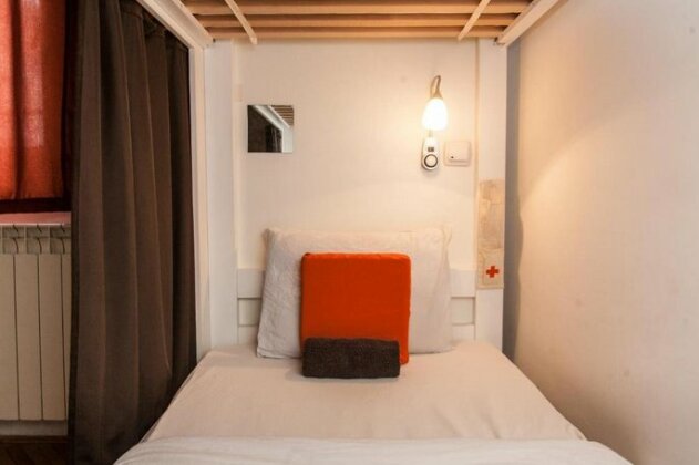 The Doctor's House - Photo5