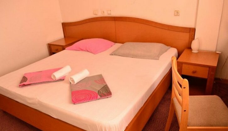 Youth Hostel Ferijalac - Photo5