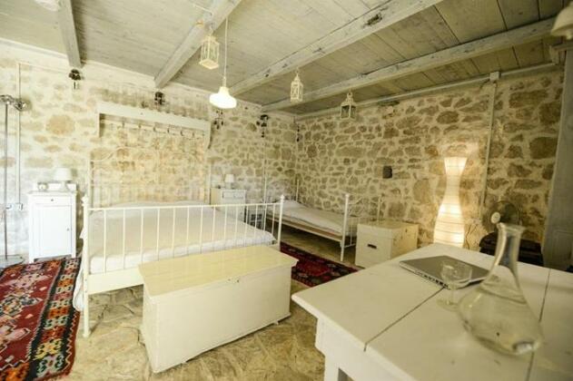 Holiday home Baba Mara's - Photo2