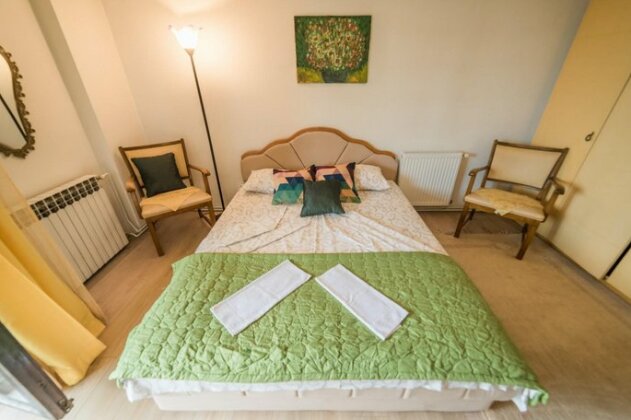 Rooms & Apartment GH Pasha - Photo5