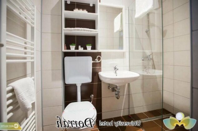 University Hotel Dorrah - Photo5
