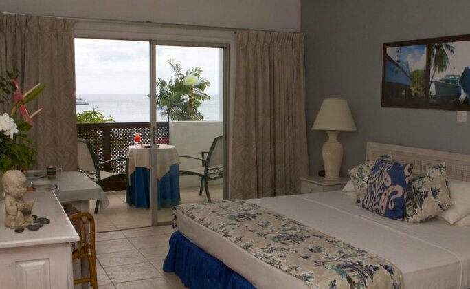 Tropical Sunset Beach Apartment Hotel - Photo2