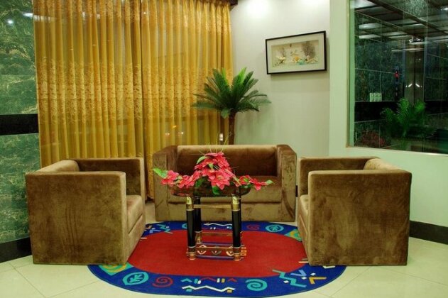 Hotel Lord's Inn - Photo4