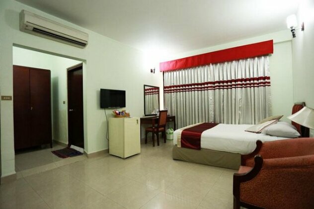Meridian Hotel & Restaurant - Photo5