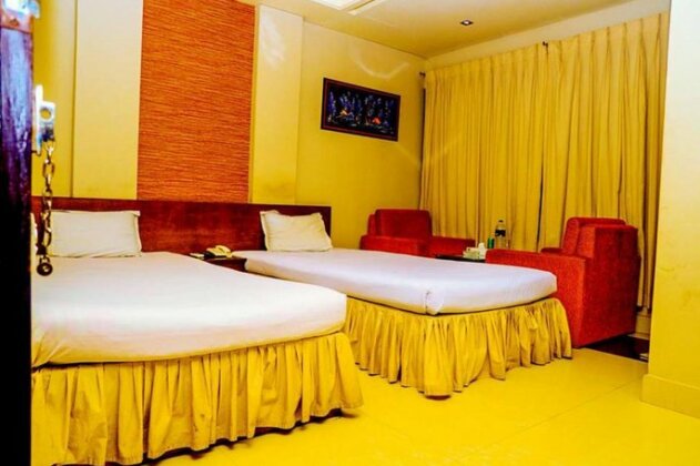 Royal Living Hotel & Suits - Photo2