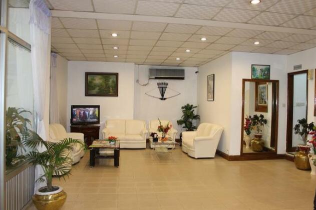 Aristocrat Inn - Photo3