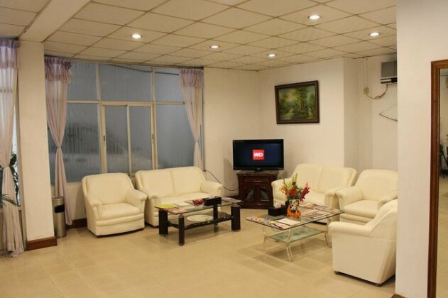Aristocrat Inn - Photo4