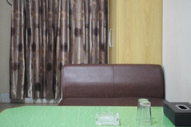 Hotel Green Tower - Photo4