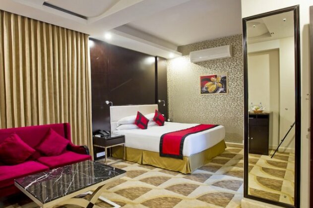 Innotel Luxury Hotel Dhaka - Photo2