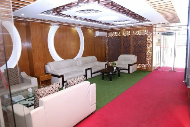 Platinum Hotel Ltd - Photo2