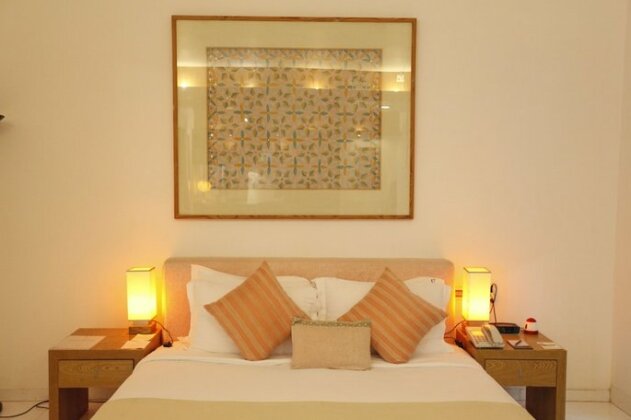 Platinum Suites - Photo5