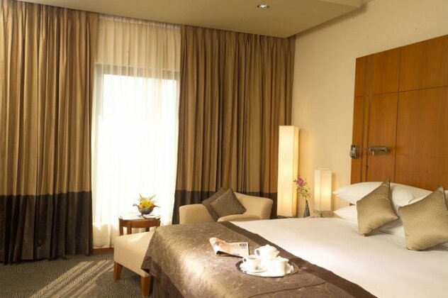 Radisson Blu Dhaka Water Garden - Photo4