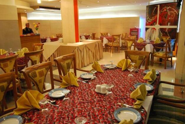 Rigs Inn - Photo4