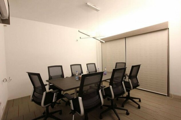 Spring Hill Apartments - Photo4