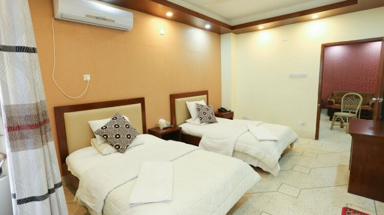 Sylcom Hotel - Photo3