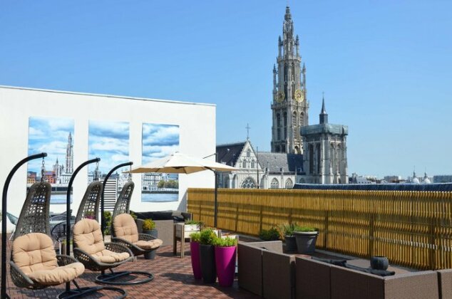 Hilton Antwerp Old Town - Photo3