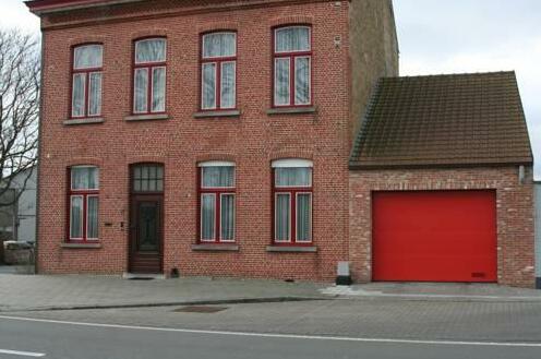 Photo 3