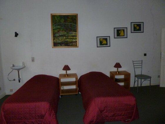 Guest house Adonis - Photo2