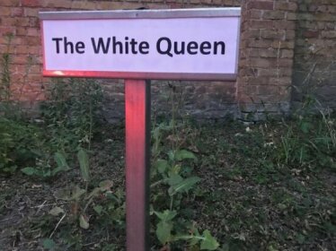 The White Queen B&B
