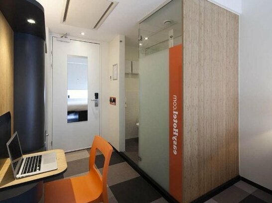 Easyhotel Brussels City Centre - Photo3