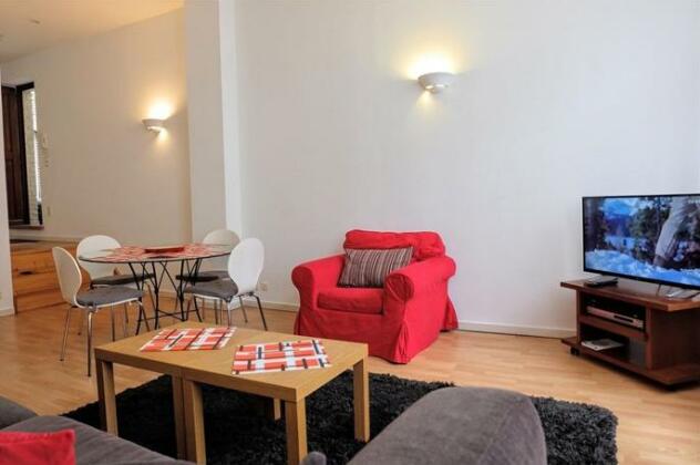 EU Residence by ApartmentsApart Brussels - Photo2