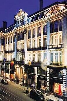 Hotel Astoria Brussels by Tiara - Photo4