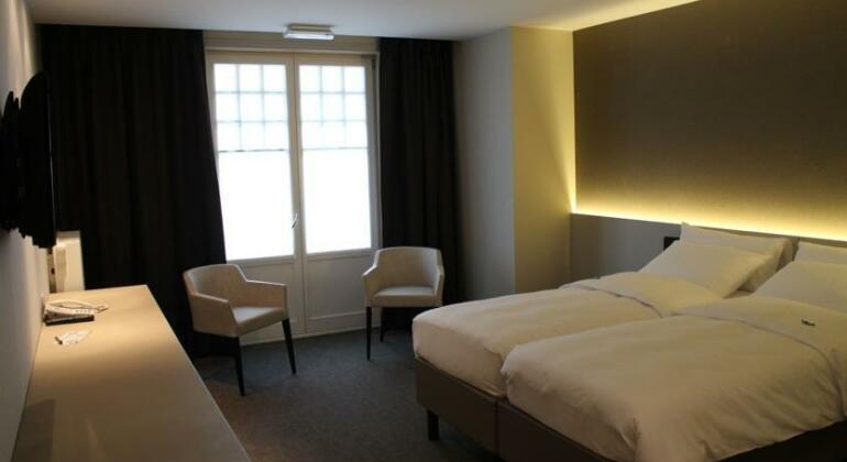 Hotel Astel - Photo4