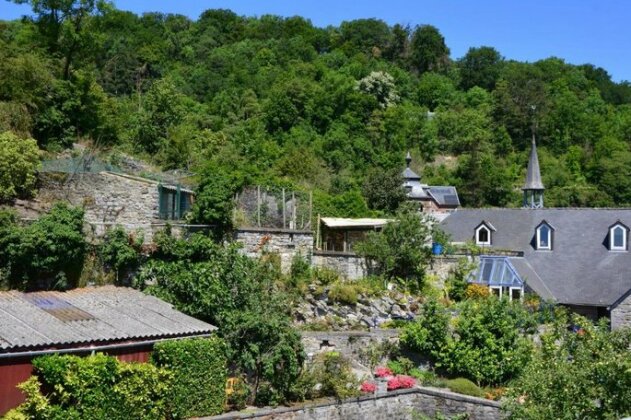 Au pied de l'Abbaye